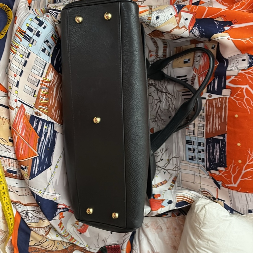Loewe Black Leather Handbag - Picture 3 of 10
